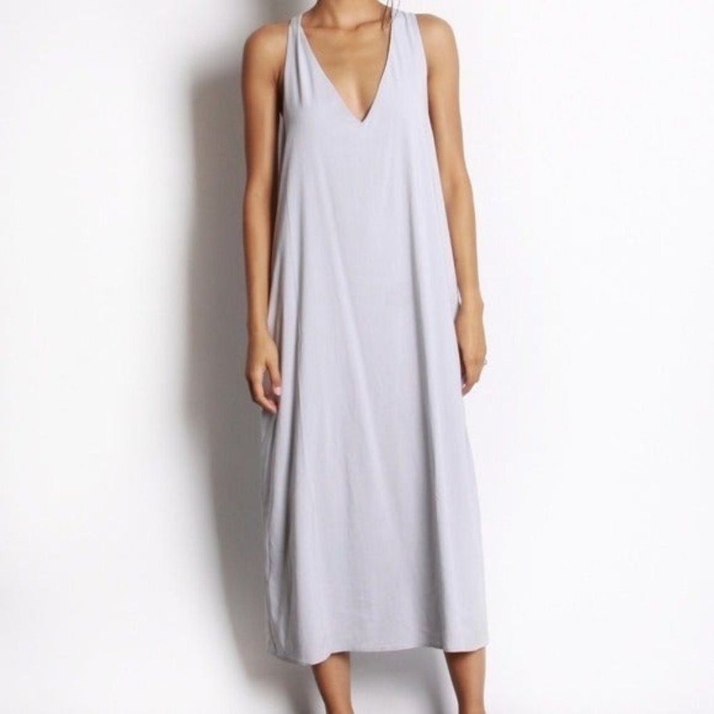 Mod Ref Long Vneck Dress